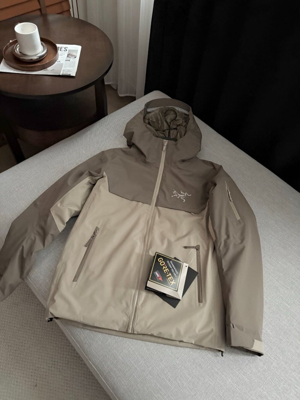 Arc'teryx Men’s Down Jacket (Size L)